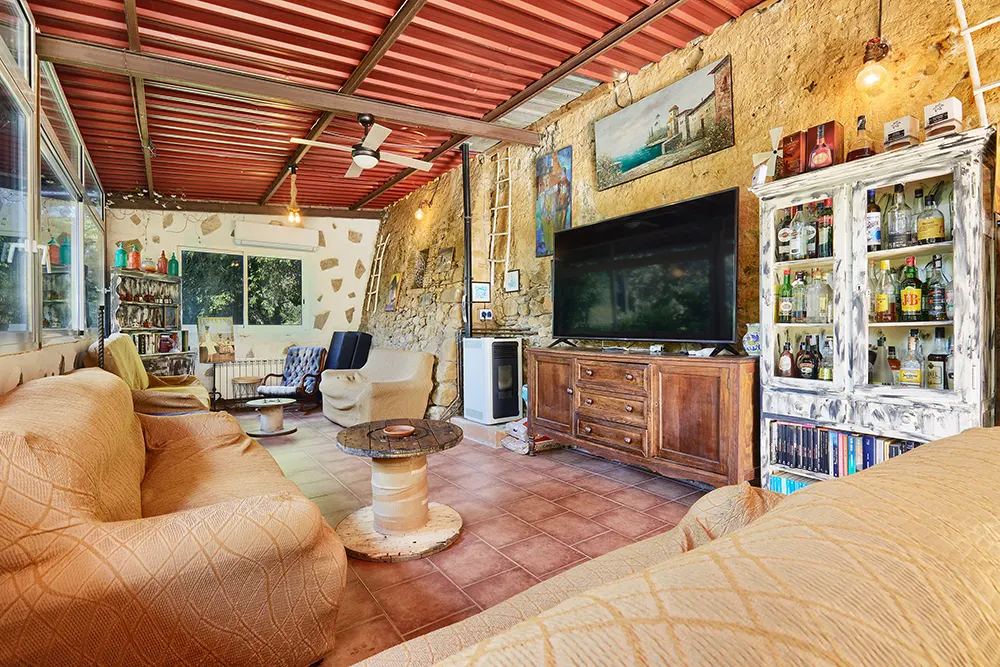 Photo 4/5 — Gîte insolite « Mas Torrencito PetFriendly · Parets d'Empordà, Girona » à Parets d'Empordà, Girona, Spain Pyréné…